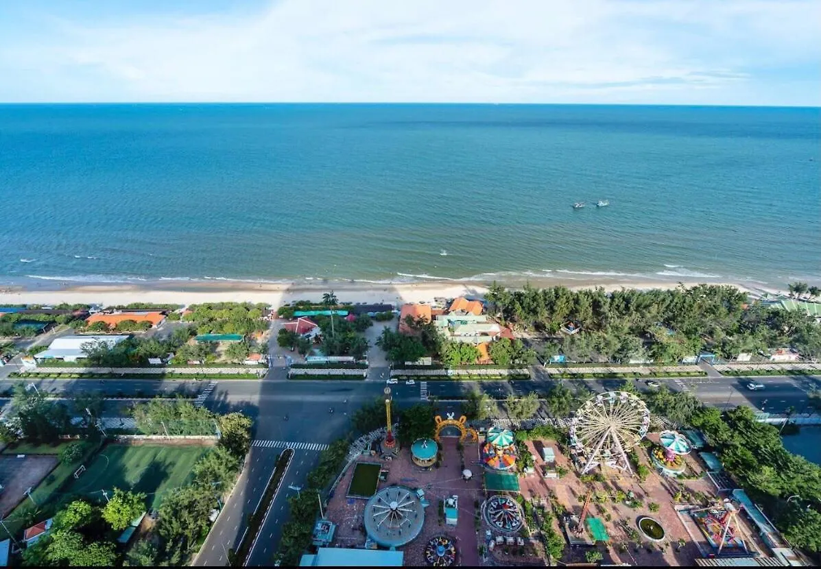 Apartment Sky Villas - Oasky Tower Vung Tau, Pool And Gym, Beachfront